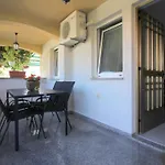 In With One-bedroom 7 * Poreč